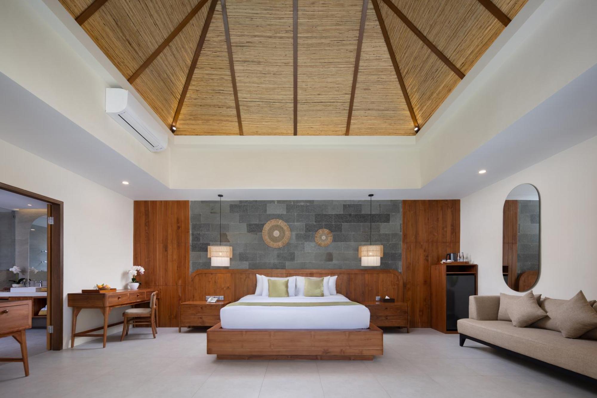 Tonys & - Bali 4*